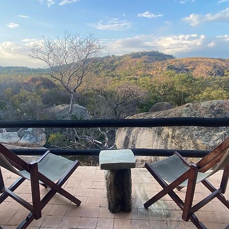 Вілла Big Cave Camp Matopos Екстер'єр фото