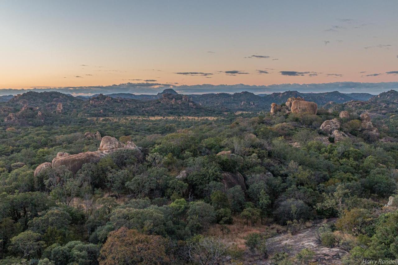 Вілла Big Cave Camp Matopos Екстер'єр фото
